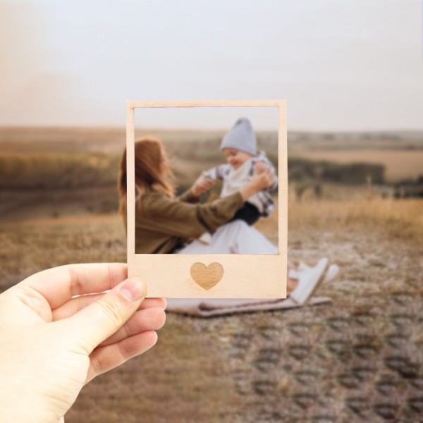 Polaroid Rahmen | Holz | Herz | Fotorahmen mit Gravur | Foto Requisiten | Fotoshooting