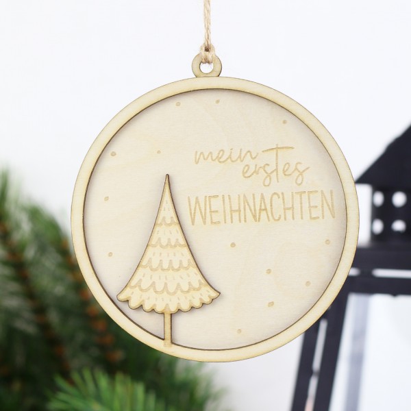 Holzschild 3D mit der Aufschrift "mein erstes Weihnachten"